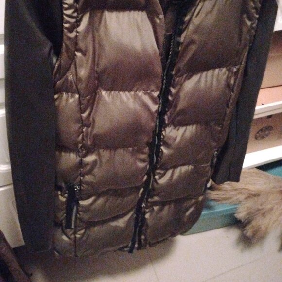 SO Chic! Puffer Coat with Leather Sleeves - Picture 2 of 6